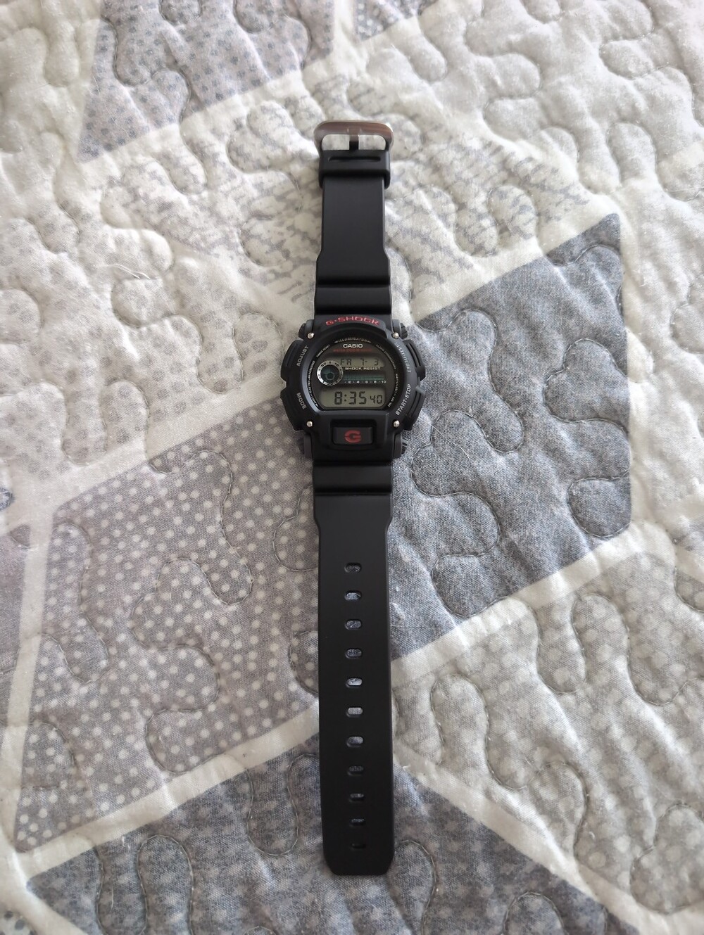 Casio G-Shock DW9052 Digital Watch - Picture 4 of 6